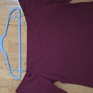 BOLD ELEMENTS BRAND WOMEN'S BURGUNDY LONG SLEEVE OFF THE SHOULDER TOP SIZE LARGE
